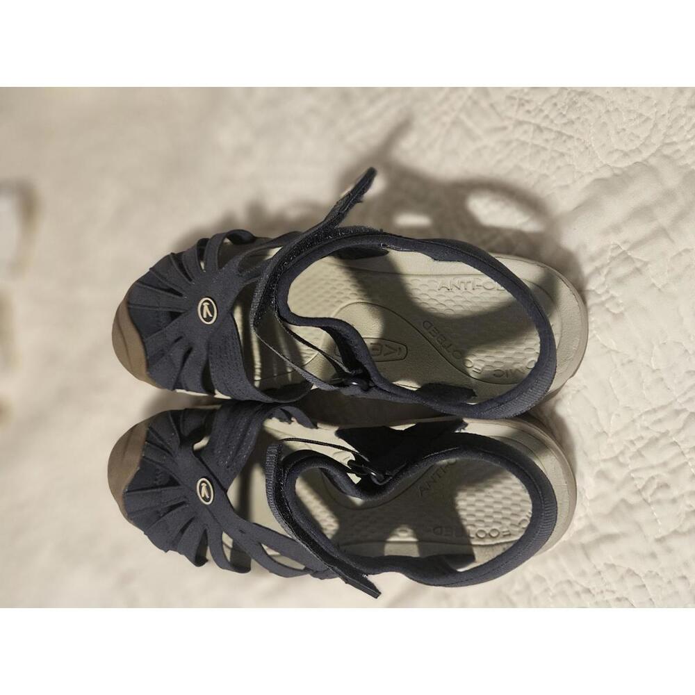 Keen sz 9.5 NEW sandals - Picture 3 of 5